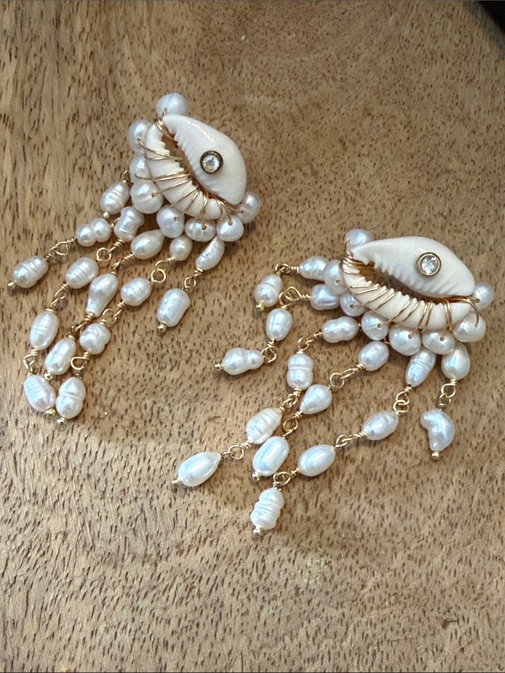 NWOT MAYAMAR Genuine Pearl Shell Dangle Earrings - Gold Accents
